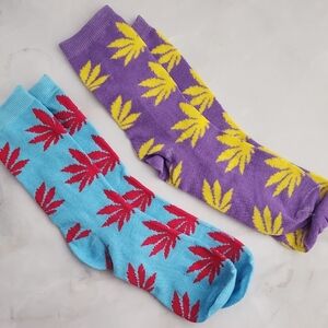 2 For $15 Colorful Leaf Pattern Socks